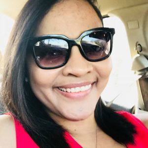 Meet your Posher, Elisa